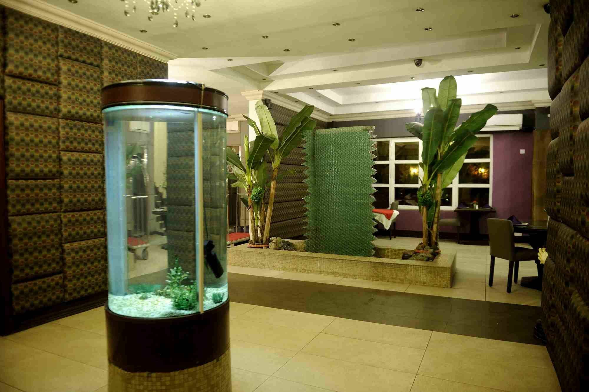 The Blowfish Hotel Lagos Exterior photo